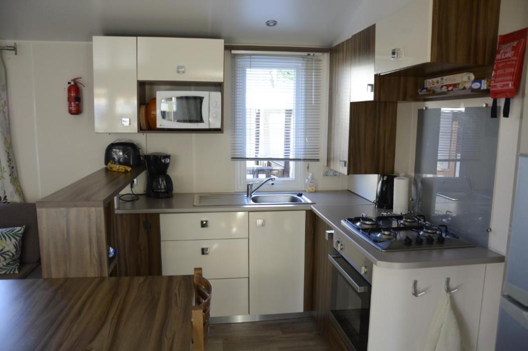 Mobilhome 6/8 Personnes 3Ch La Reserve **** Gastes Zewnętrze zdjęcie