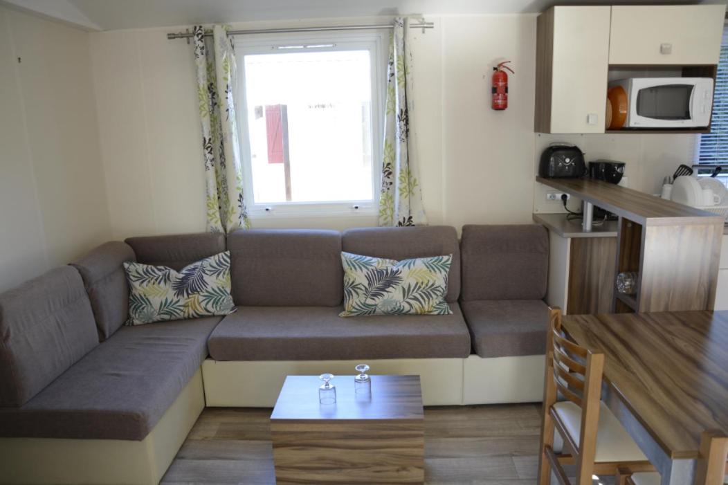 Mobilhome 6/8 Personnes 3Ch La Reserve **** Gastes Zewnętrze zdjęcie